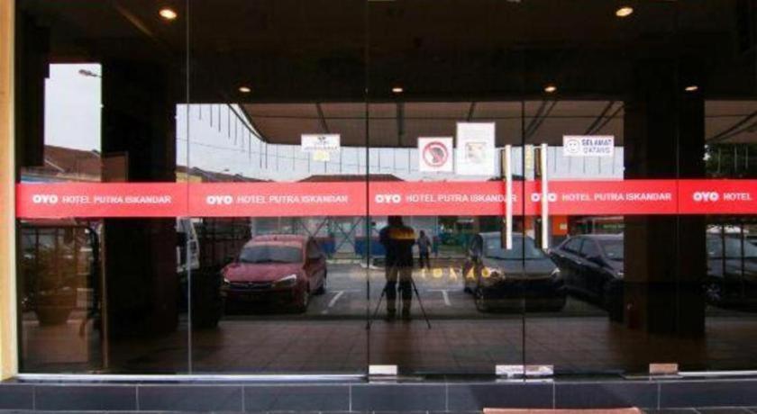 Oyo 11343 Hotel Putra Iskandar Seri Iskandar Ngoại thất bức ảnh