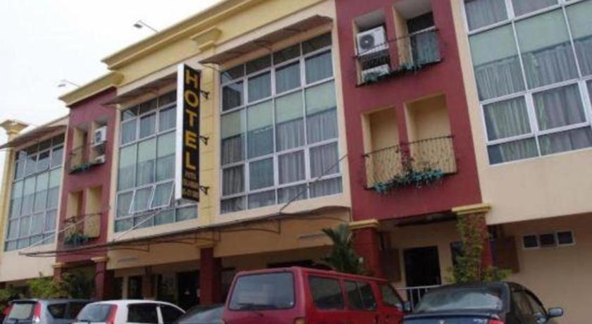 Oyo 11343 Hotel Putra Iskandar Seri Iskandar Ngoại thất bức ảnh