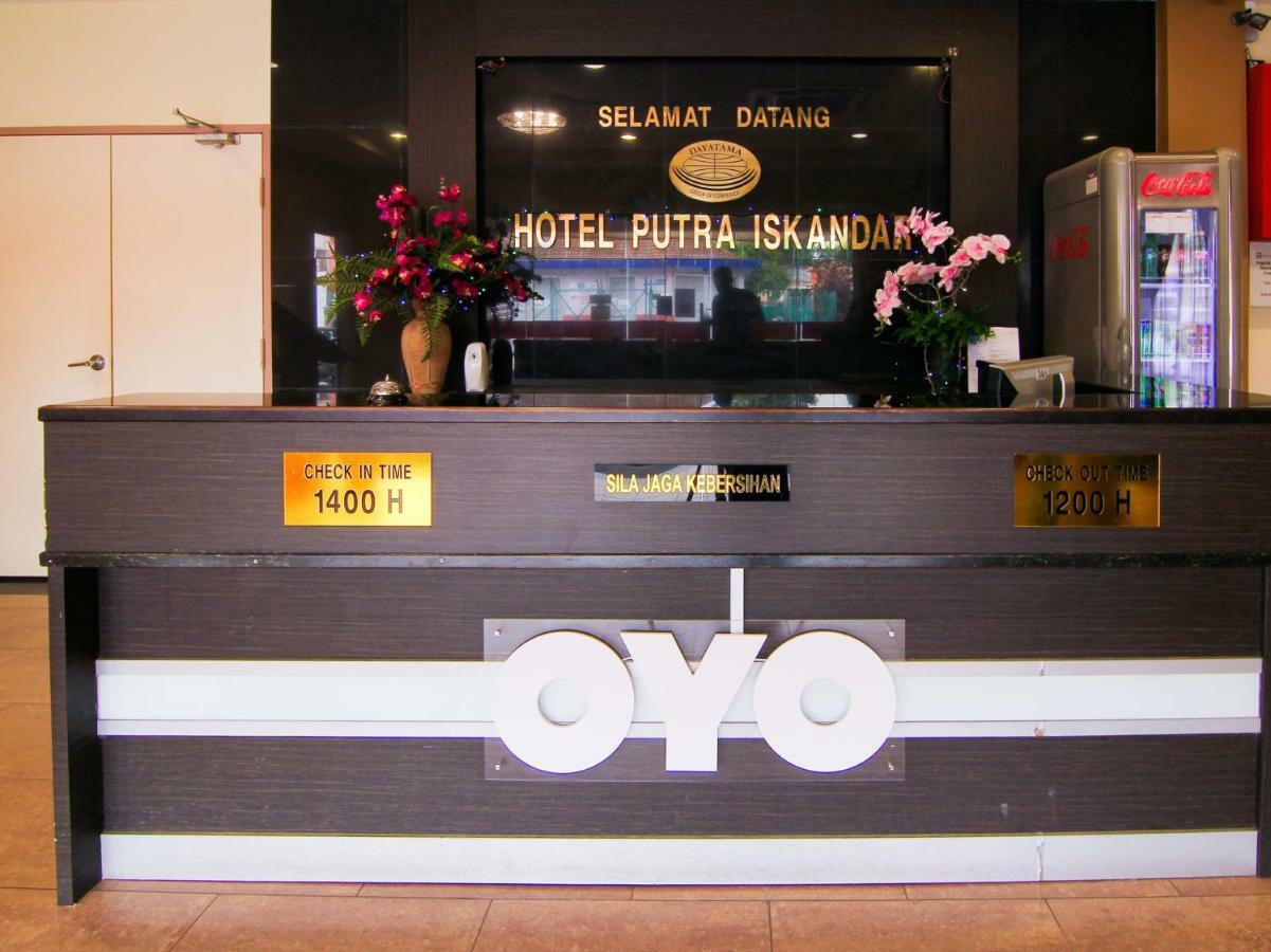 Oyo 11343 Hotel Putra Iskandar Seri Iskandar Ngoại thất bức ảnh