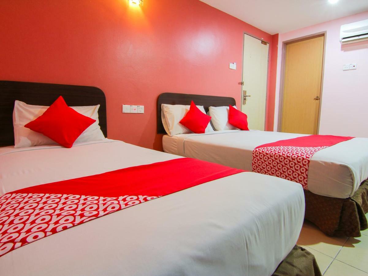Oyo 11343 Hotel Putra Iskandar Seri Iskandar Ngoại thất bức ảnh
